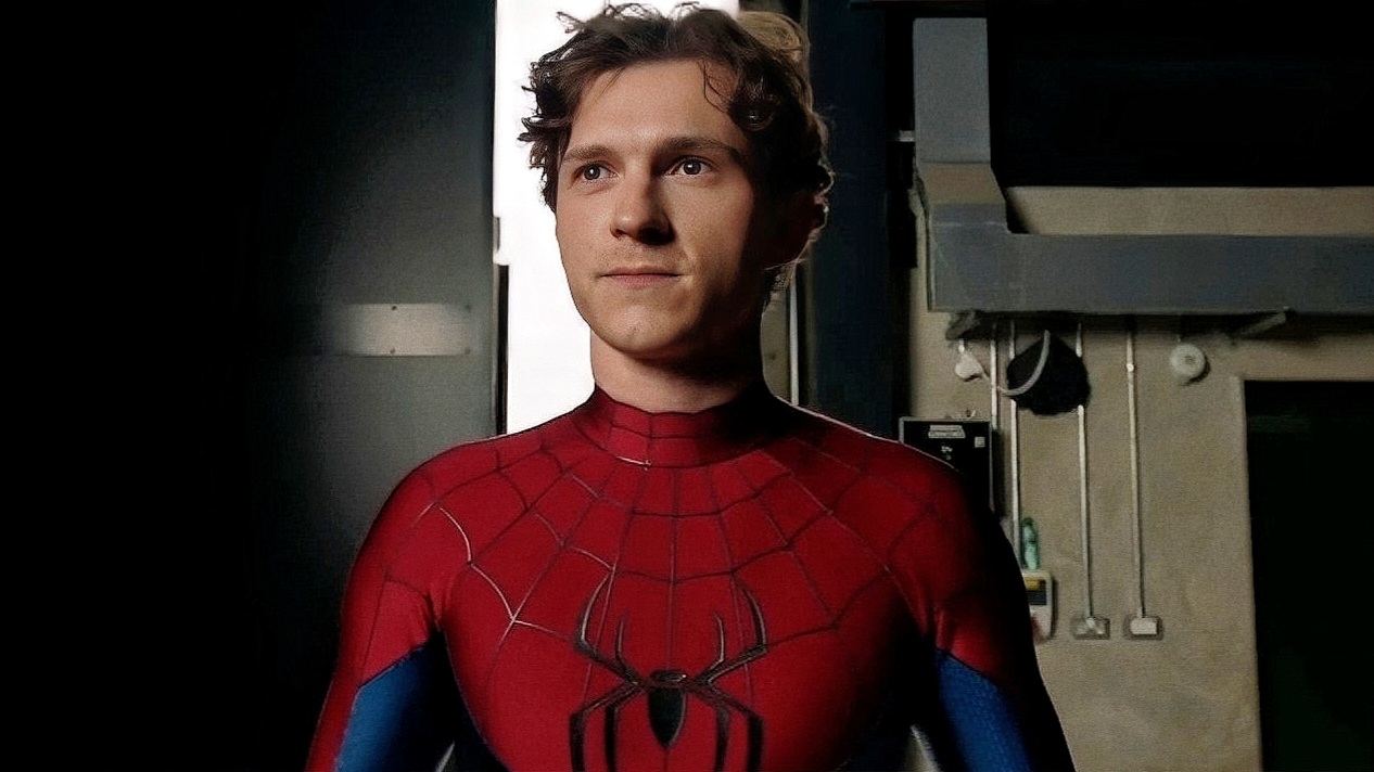 Человек-паук: Совершенно новый день (2026) Том Холланд в новом костюме первый взгляд