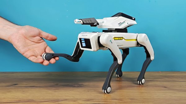 Мой новый питомец Робот Собака Spot из Китая!