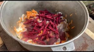 Не банальный рецепт борща с индейкой