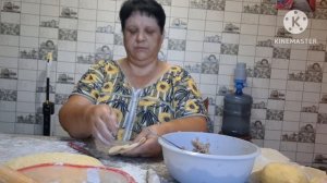 Готовлю вкусный 😋 обед жду Ванюшку.