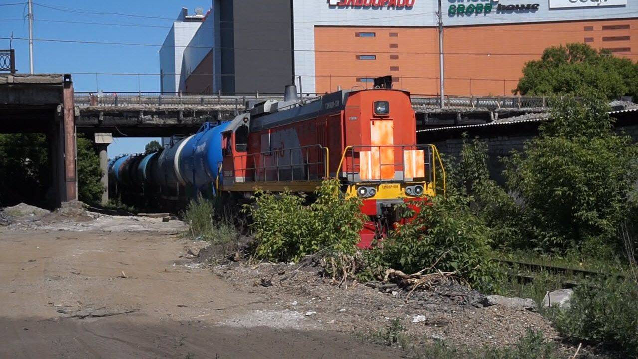 Тепловоз ТЭМ18ДМ-1198