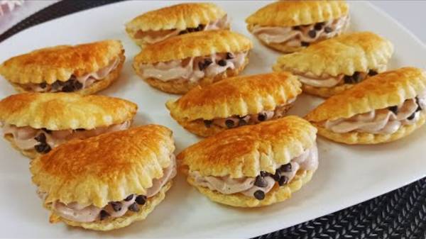 Рецепт за 5 минут! Вы будете делать этот вкусный и простой десерт каждый день. смотреть онлайн