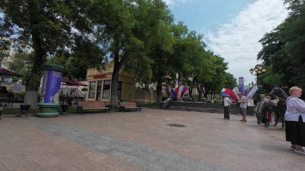 Кисловодск. Летняя прогулка по городу на электроскутере  WHITE SIBERIA ZVER. 1 часть.