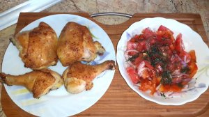 Рецепт вкусного ужина. Жареная курица на сковороде. Жареная курица с чесноком и специями.