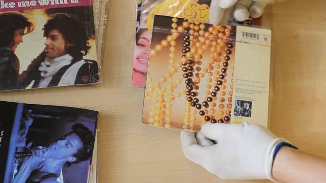 Prince - Singles Collection Vinyl 7" and 12" смотреть онлайн