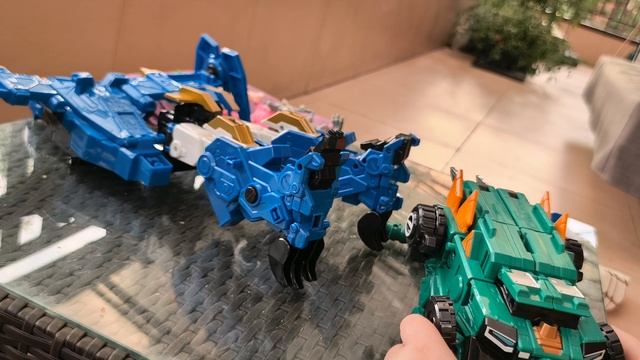 диностерн стего бласт винг