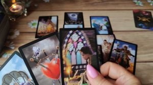 Скучает ли он по тебе💐❤️🍓 Расклад по вариантам