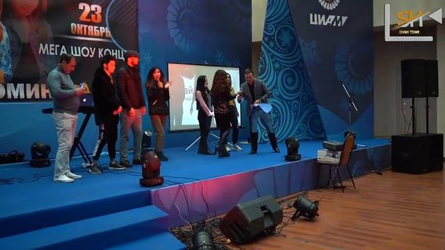 Sevinch Mo Minova Concert