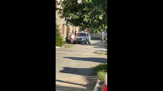 Гай, Комсомольская 8