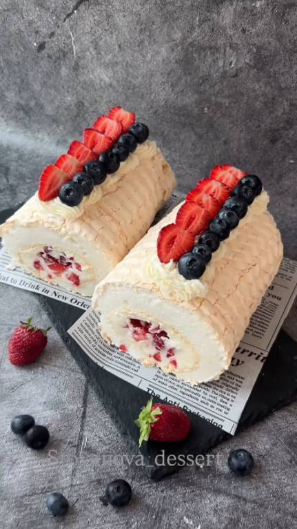 Красивый и аккуратный рулет из меренги. Советы от @stoyanova_dessert смотреть онлайн