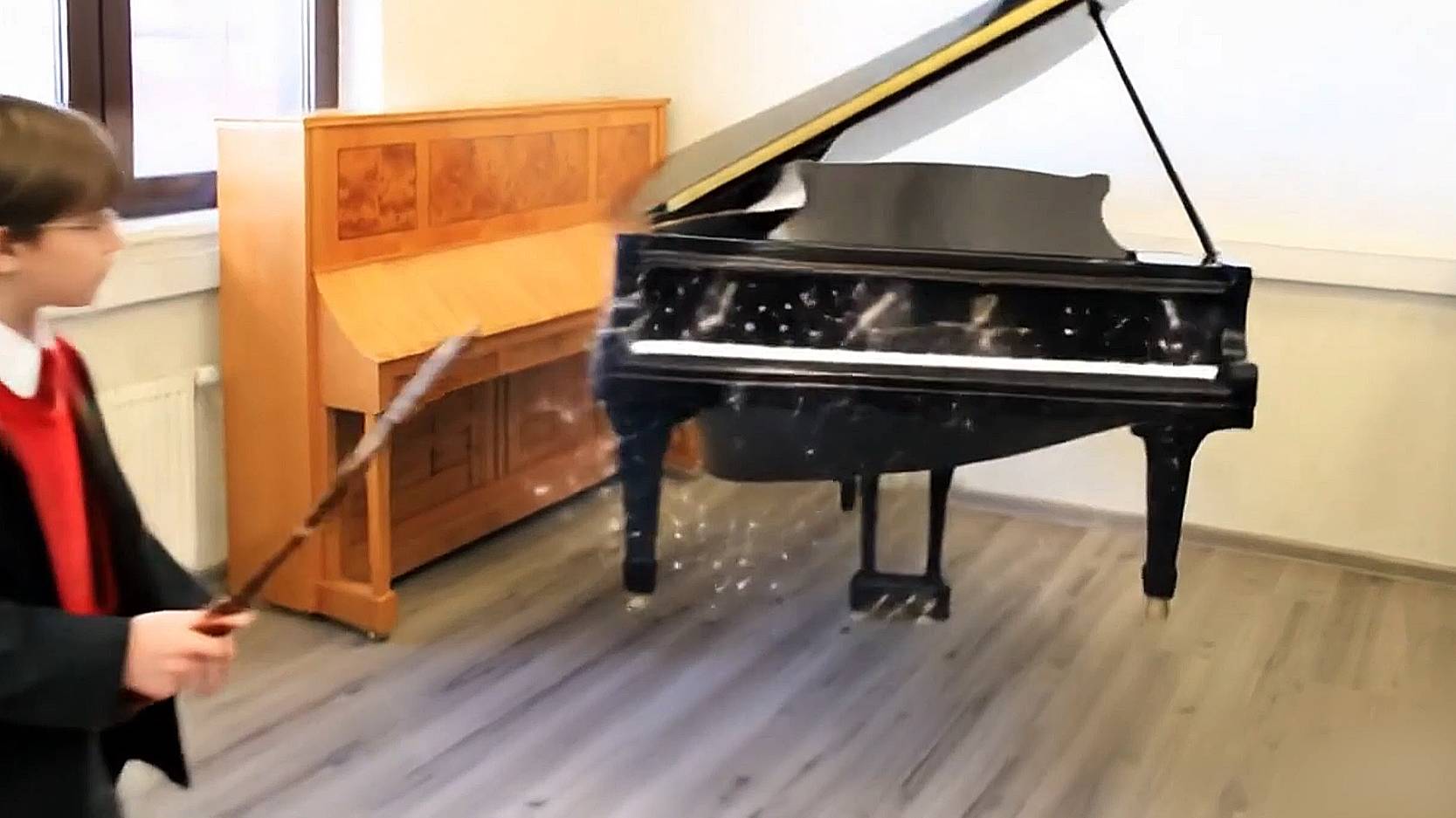 Steinway & Sons O-180 рояль Стейнвей улетел, но обещал вернуться... смотреть онлайн