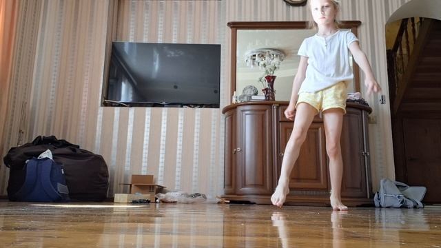 Как сделать переворот вперёд и переворот назад художественная гимнастика Good Lera смотреть онлайн