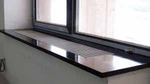 Монтаж / установка подоконника из керамогранита