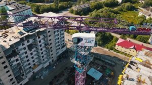 Башенный кран 10-тонник ZTM на строительстве в Мурманске
