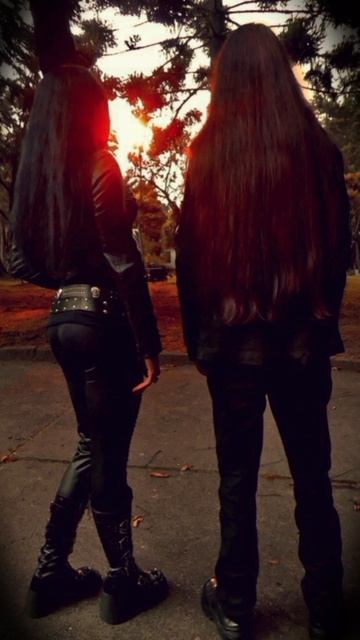 Шипы оград ♠️♠️♠️ / Тёмный сад / Отношения