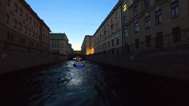 Вечер на воде