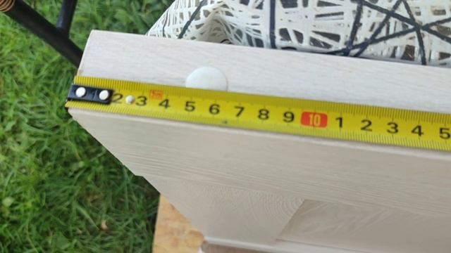 Установка накладной  петли-бабочки на межкомнатную дверь.