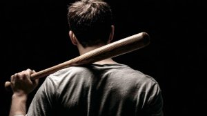 Украинцы с битами набросились на работников ТЦК в Николаеве