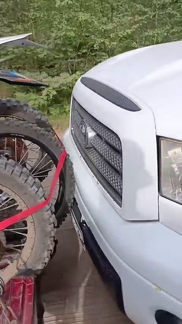 Жига не завелась, пришлось толкать тундрой смотреть онлайн