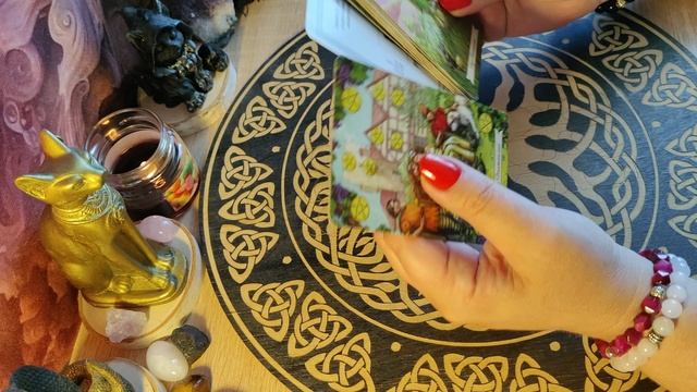 Август месяц 🌛 три важных события 🔮 таро расклад смотреть онлайн