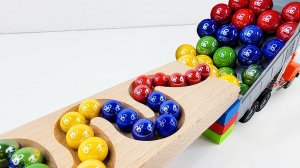 Гонка ШАРИКОВ 🚌 Большой Грузовик, мультик про машинки, веселый мультик