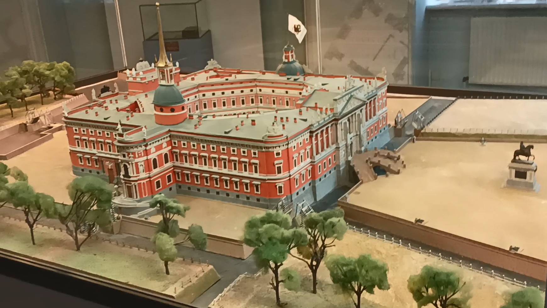 Михайловский замок