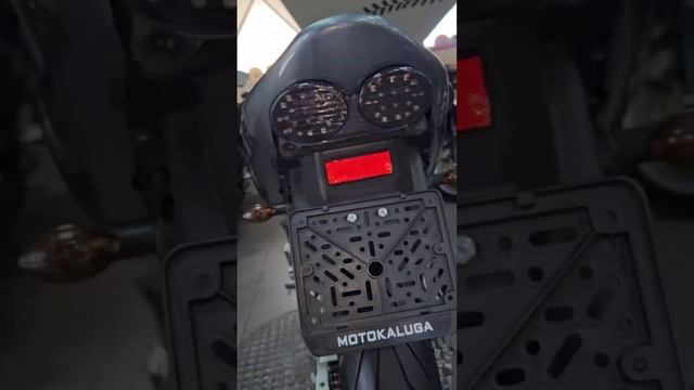 Kawasaki ZR750, 2001 год смотреть онлайн