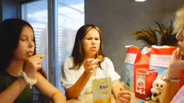 никогда не открывай хеппи милл Labubu в з часа ночи! смотреть онлайн