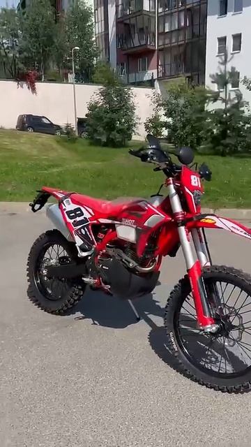Еще с утра отвезли RegulMoto Holeshot 2025 #эндуро смотреть онлайн