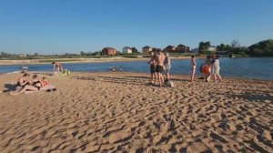 Азовское море: где купаться без медуз?