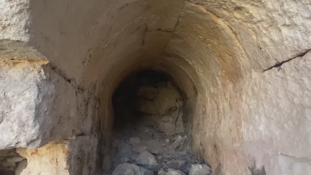 По следам Человека в Шляпе