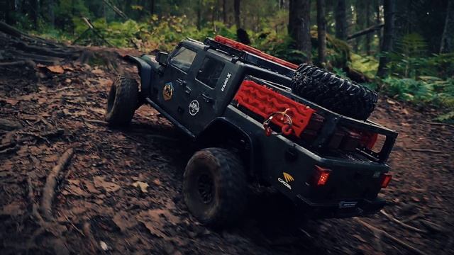Преодоление водных преград и сложные внедорожные возможности джипа Crossrc EMO X4 смотреть онлайн