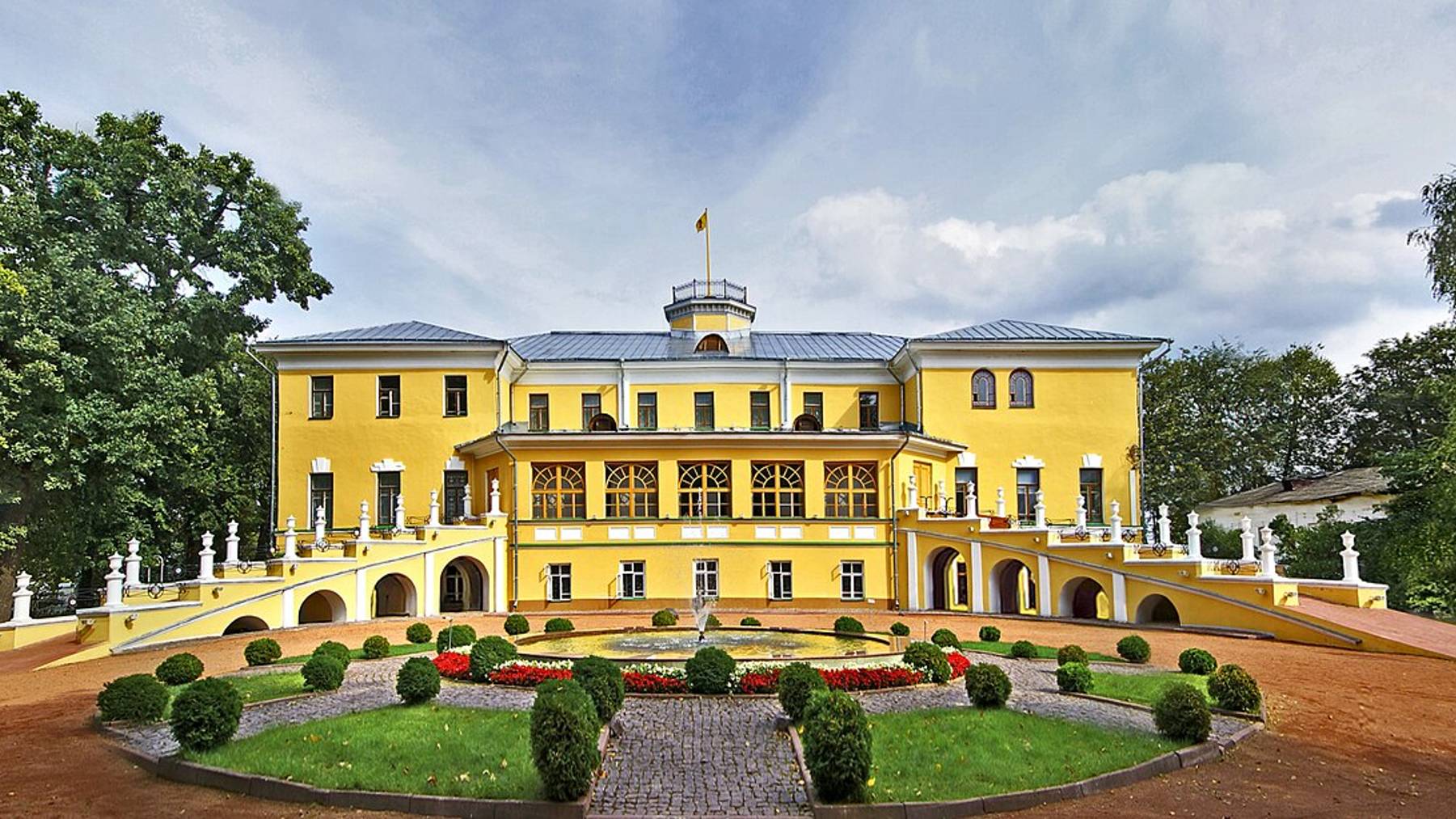 Ярославский художественный музей / Ярославль. Россия. смотреть онлайн