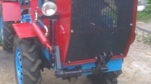 Передняя навеска моего мини Т-150К переделка и его работа бульдозером.