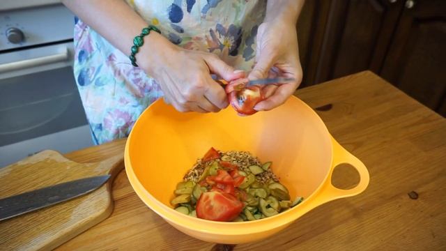 Салат из свежих и квашеных овощей