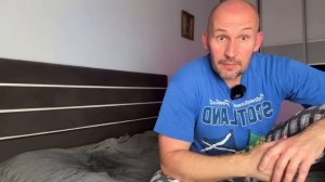 ПОЖИЛЫЕ женщины ОБЯЗАНЫ ДЕЛАТЬ это ПЕРЕД СНОМ! Гимнастика в кровати[1]