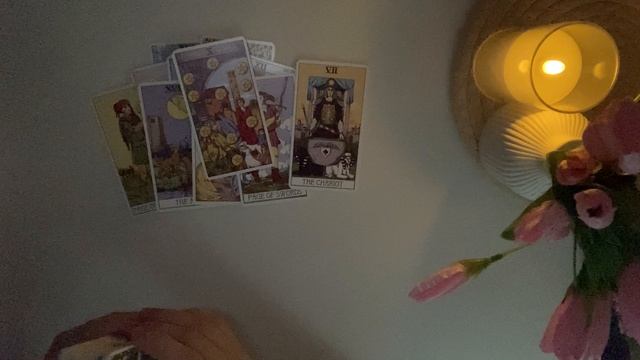 О ЧЁМ ОН СОЖАЛЕЕТ ❓❗️ТАРО РАСКЛАД смотреть онлайн