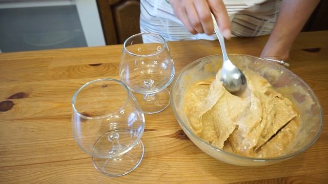 Мороженое из банана с абрикосами