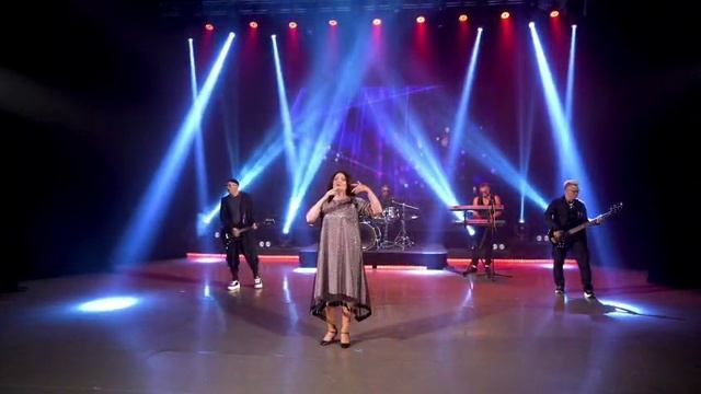 Лариса Андреева "Крылья" Стихи: Наталья Алетина Музыка и исполнение: Лариса Андреева смотреть онлайн