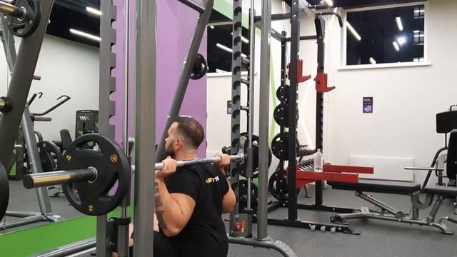 Обзор тренажера машина Смита Hasttings Digger HD026-4. смотреть онлайн