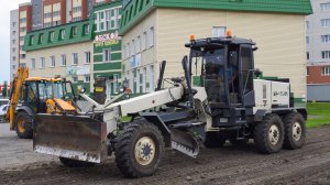 Грейдер ГС-14.02. Работа. Планировка дороги / Grader GS-14.02. Work. Road layout.