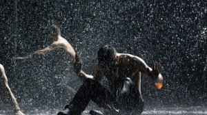 Танец под дождём