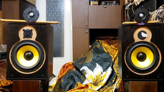 MeloDavid Cm25Nd vs Melodavid Piccolo28S текст. смотреть онлайн