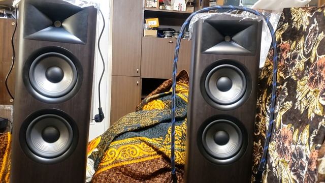 Электрокабель влияет на звук усилителя? D5Pro прогрелся за 200часов и зазвучал! смотреть онлайн