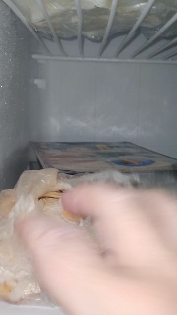 Холодильник опять пустой🥕 куда еда исчезает🤔 смотреть онлайн