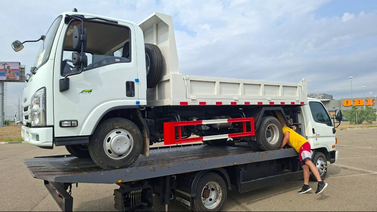 Самосвал Isuzu Elf категории N1(В). смотреть онлайн