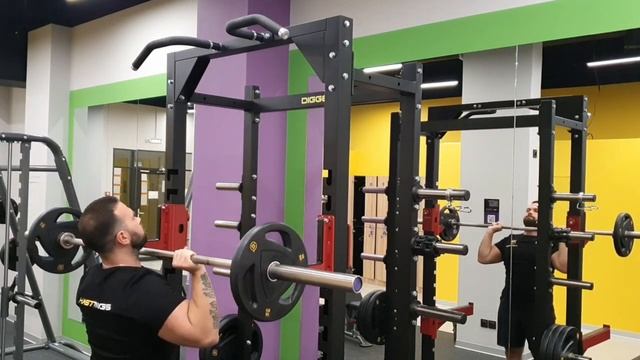 Обзор тренажера Рама для жимов и приседов Hasttings Digger HD024-5. смотреть онлайн