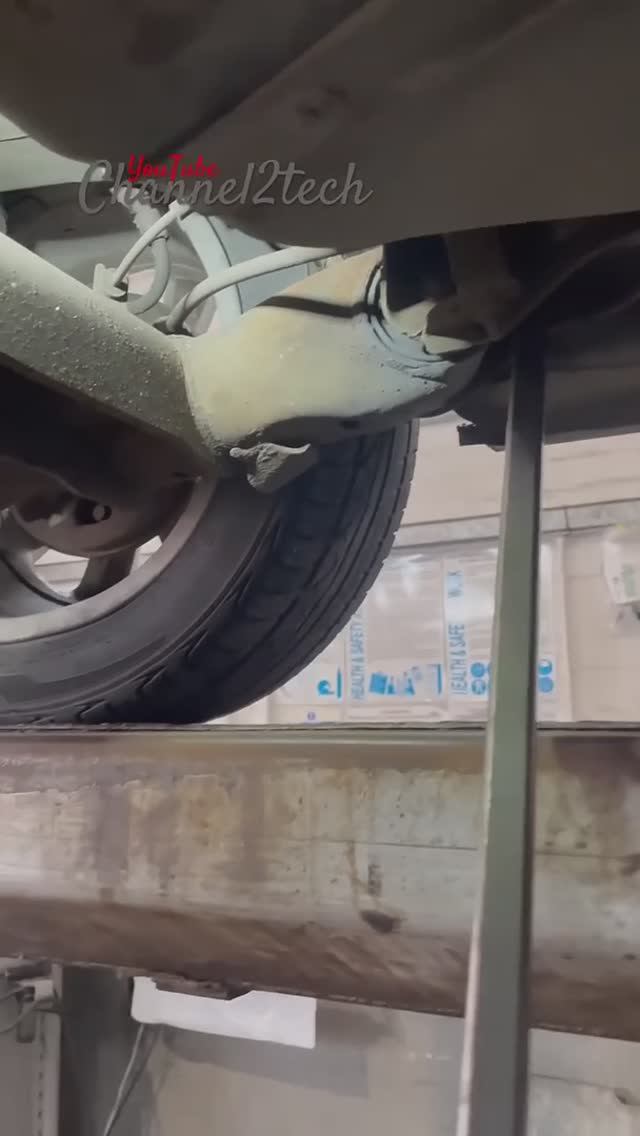 Скрипящий шум подвески НАЙДЕНО!! (Втулка задней оси изношена) смотреть онлайн