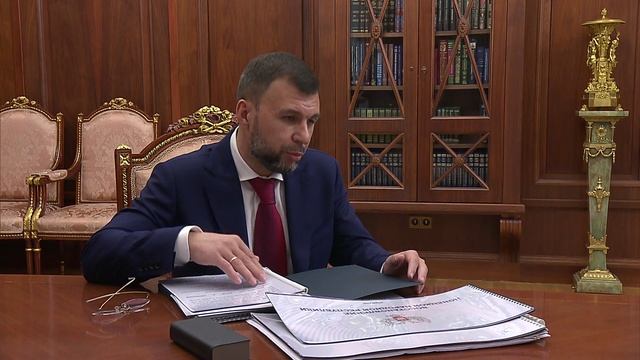 Встреча с Денисом Пушилиным смотреть онлайн