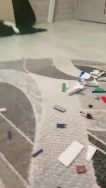 приключения Lego человечка